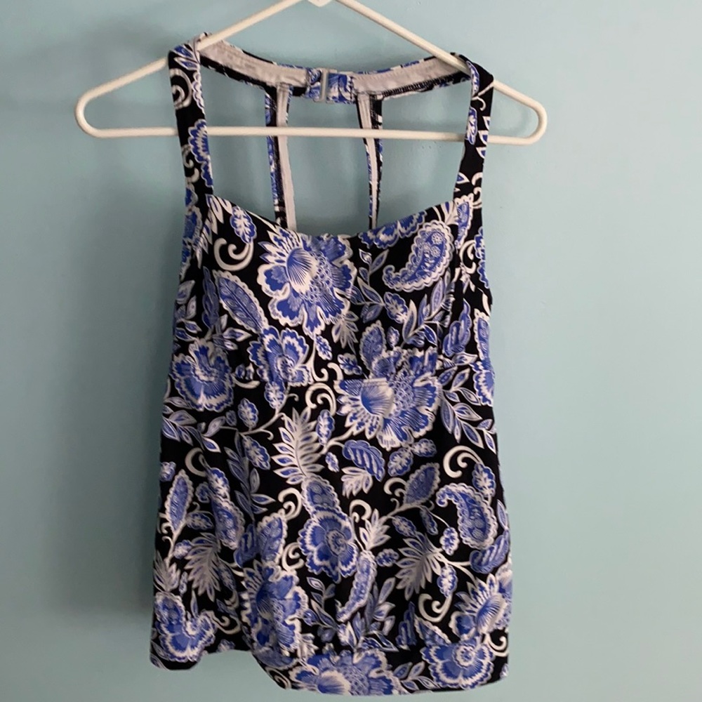 Excellent preowned condition tankini by Lands’ End